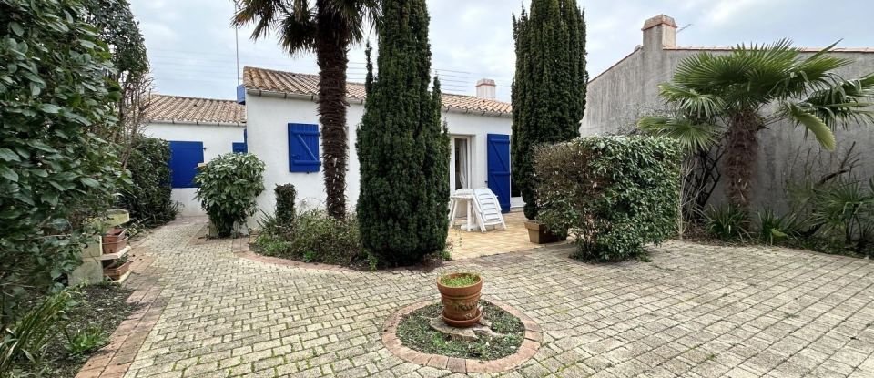 Maison traditionnelle 7 pièces de 117 m² à Beauvoir-sur-Mer (85230)
