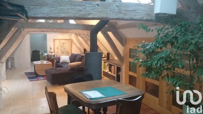 Apartment 3 rooms of 85 m² in Auxerre (89000)