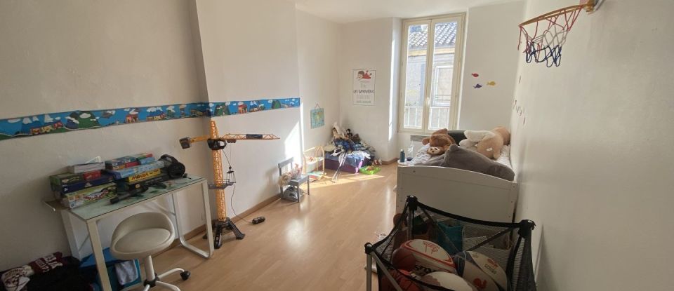 Appartement 5 pièces de 87 m² à Preignac (33210)