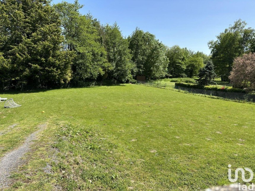 Terrain de 1 100 m² à Amiens (80000)