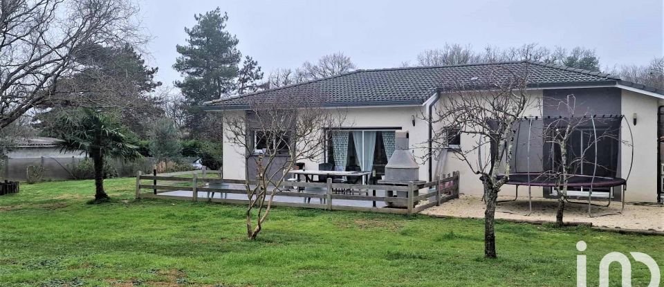 Maison traditionnelle 5 pièces de 122 m² à Castelsarrasin (82100)