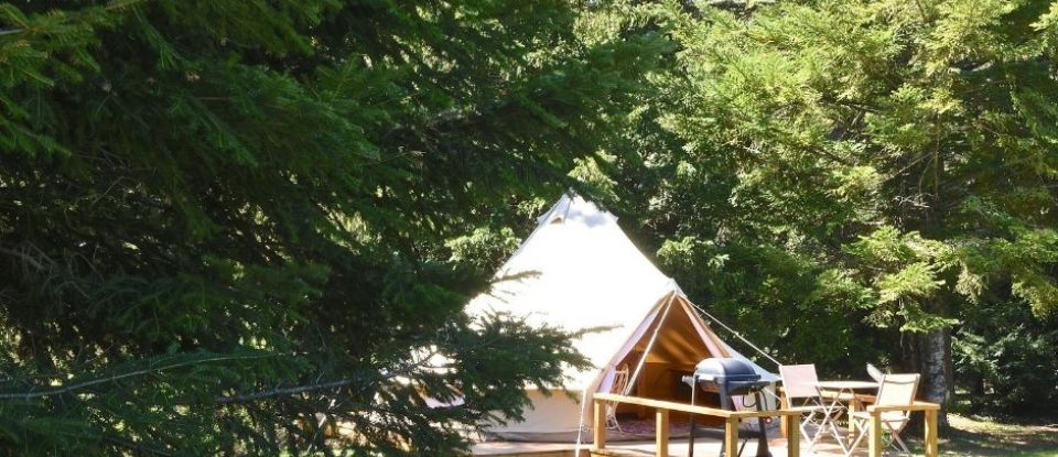 Camping de 21 000 m² à ST PIERRE D'ARGENÇON (05140)
