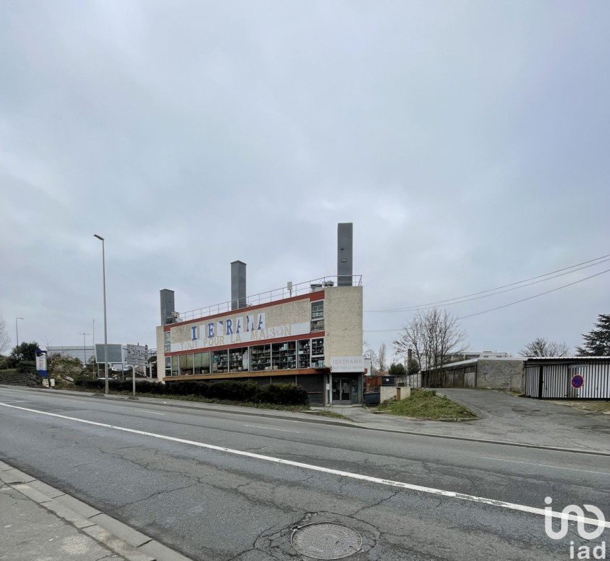Right to lease of 660 m² in Villeneuve-le-Roi (94290)