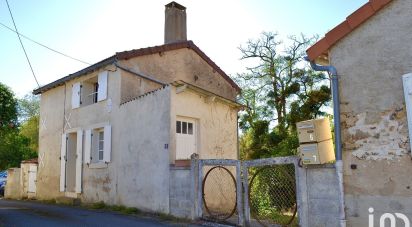 House 3 rooms of 69 m² in Saulgé (86500)