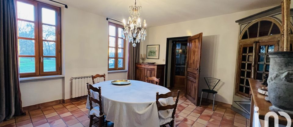 Maison de campagne 6 pièces de 237 m² à Castelmayran (82210)