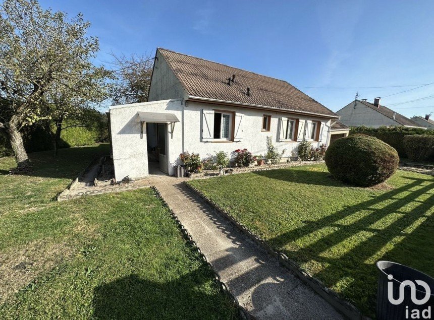 House 4 rooms of 84 m² in Somme-Suippe (51600)