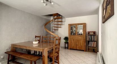 House 4 rooms of 88 m² in Chouilly (51530)
