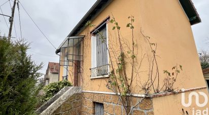 House 3 rooms of 80 m² in Viry-Châtillon (91170)