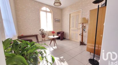 House 3 rooms of 106 m² in Asson (64800)