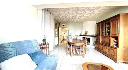 House 5 rooms of 145 m² in Courtisols (51460)