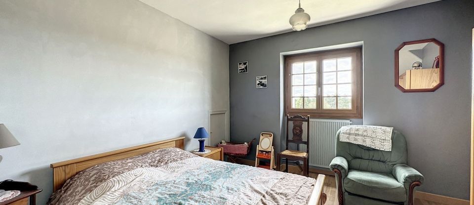 House 5 rooms of 117 m² in Plélan-le-Petit (22980)