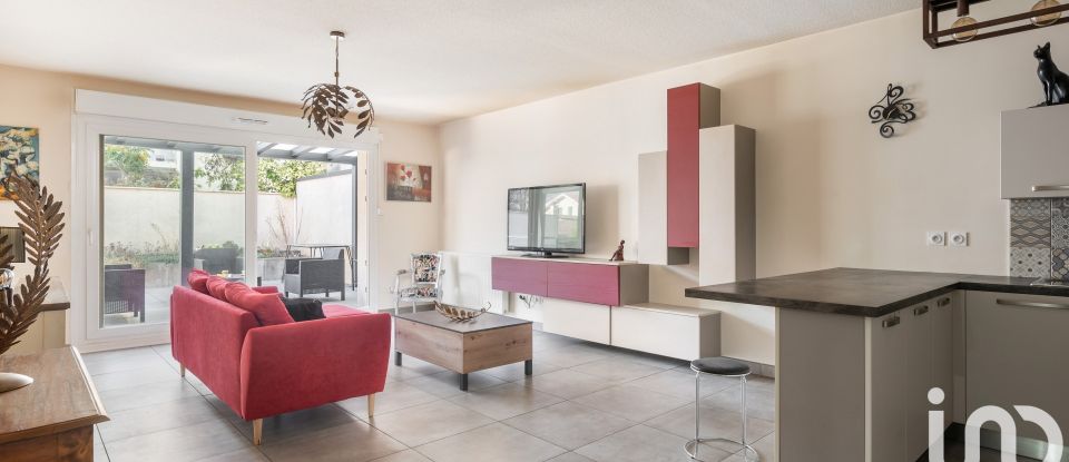 Appartement 3 pièces de 73 m² à Fontaine (38600)