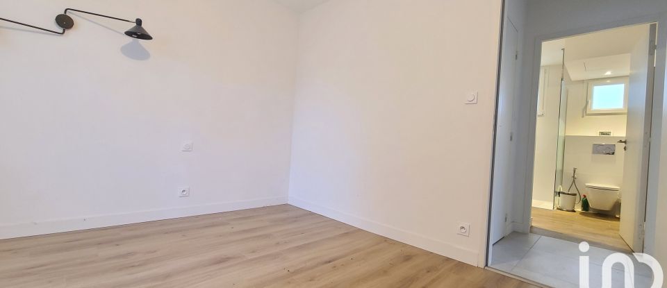 Apartment 2 rooms of 49 m² in Angoulins (17690)