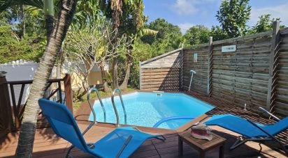 House 10 rooms of 204 m² in Le Moule (97160)