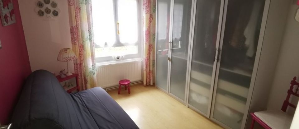 Apartment 6 rooms of 90 m² in Béthune (62400)