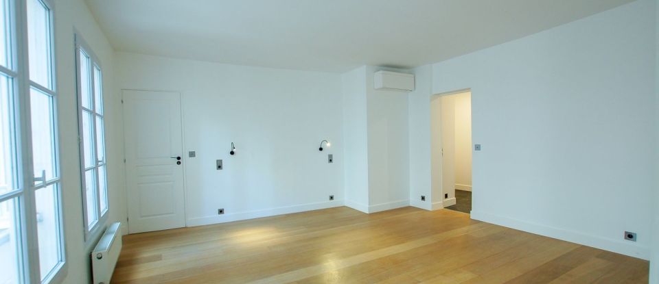 Apartment 5 rooms of 132 m² in Paris (75008)