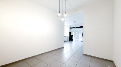 Maison 6 pièces de 150 m² à Auberchicourt (59165)