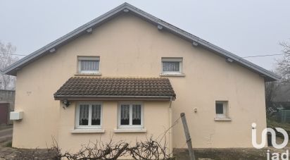 House 4 rooms of 72 m² in Champsevraine (52500)