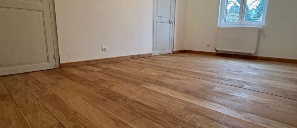 House 7 rooms of 200 m² in Châlons-en-Champagne (51000)