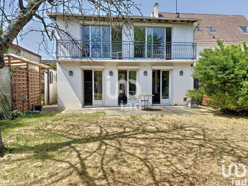Maison 4 pièces de 93 m² à Gournay-sur-Marne (93460)
