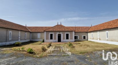 Maison traditionnelle 5 pièces de 500 m² à Salignac-de-Mirambeau (17130)