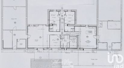 Traditional house 5 rooms of 500 m² in Salignac-de-Mirambeau (17130)