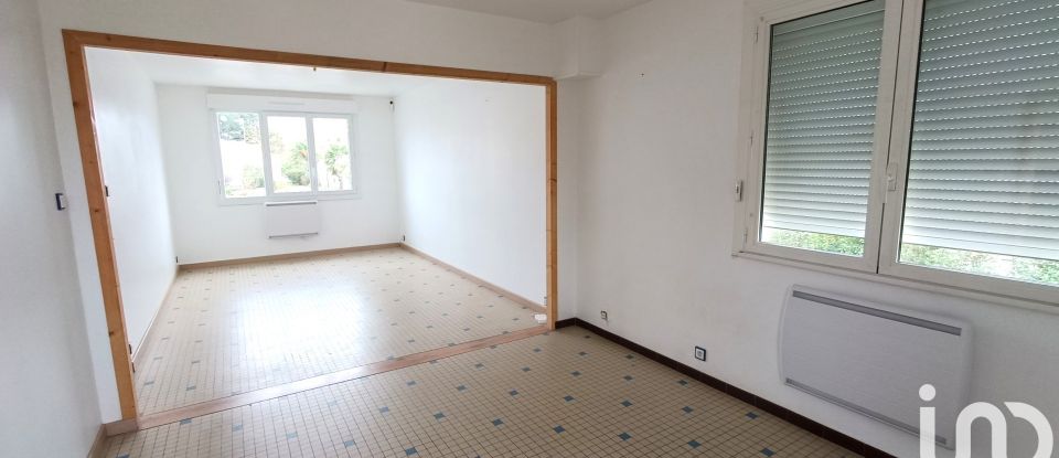 House 4 rooms of 85 m² in Aizenay (85190)