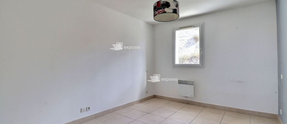 House 6 rooms of 95 m² in Marseille (13015)