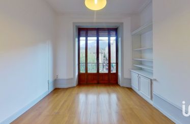Apartment 4 rooms of 76 m² in Chambéry (73000)