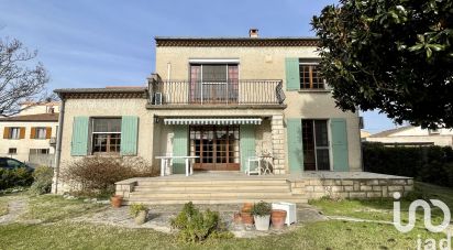 Traditional house 5 rooms of 150 m² in Le Pontet (84130)