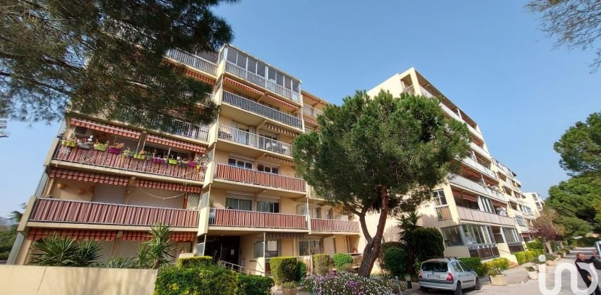 Apartment 2 rooms of 42 m² in Toulon (83200)