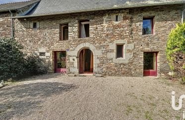 Country house 5 rooms of 144 m² in Pleugueneuc (35720)