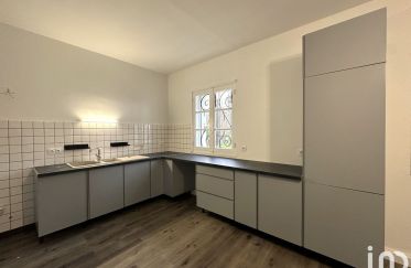 Maison 6 pièces de 220 m² à Montcaret (24230)