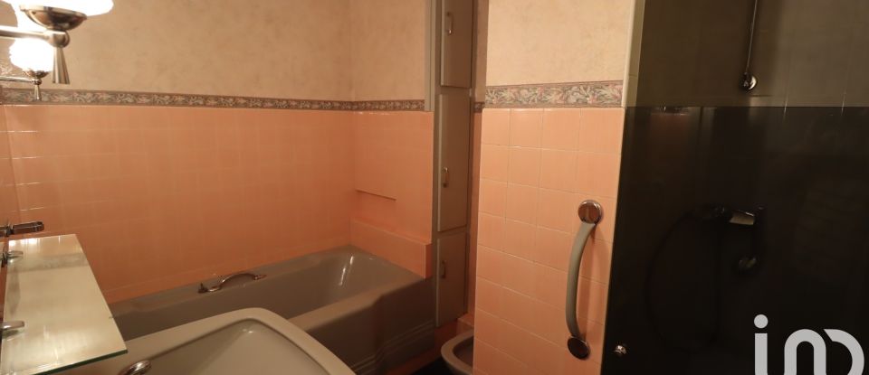 Apartment 5 rooms of 95 m² in Clermont-Ferrand (63000)