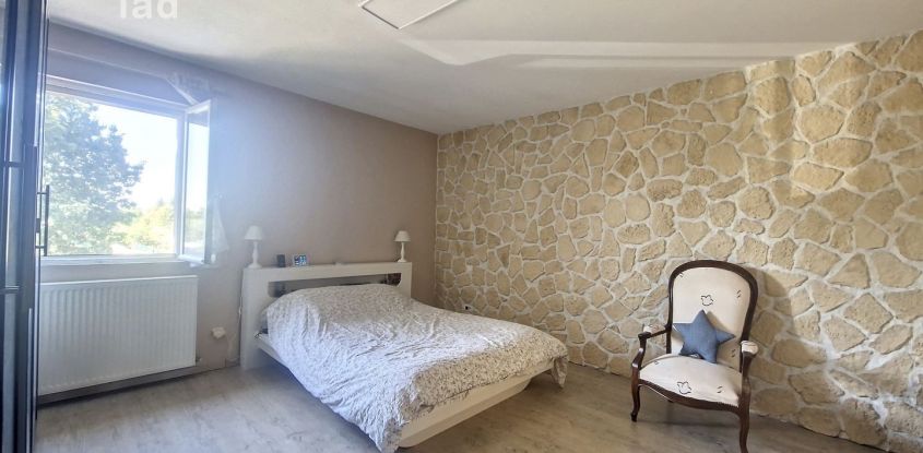 House 6 rooms of 200 m² in Lamagistère (82360)