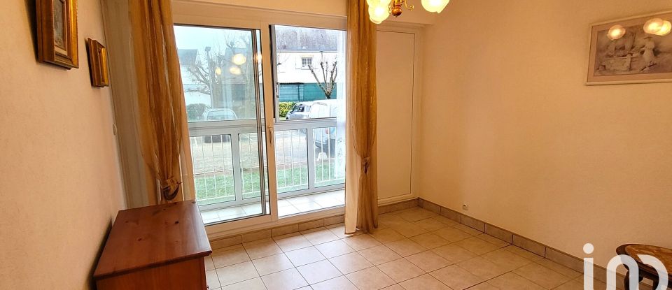 Apartment 4 rooms of 78 m² in Saint-Jean-de-la-Ruelle (45140)