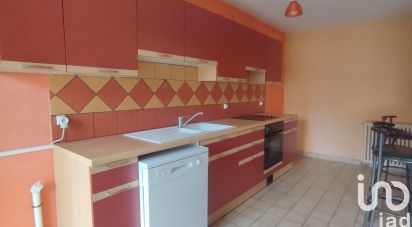 Apartment 4 rooms of 75 m² in Mortain-Bocage (50140)