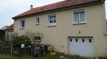 House 4 rooms of 85 m² in Guécélard (72230)