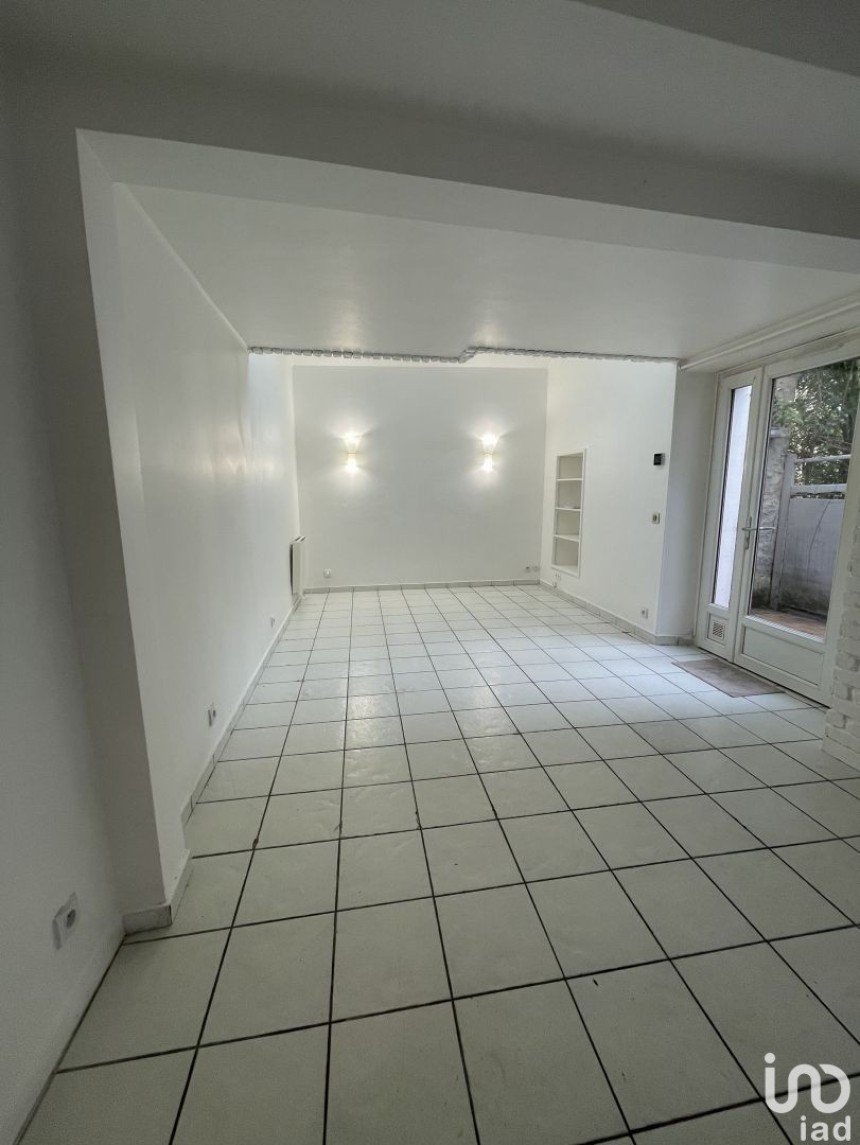 Appartement 1 pièce de 31 m² à Corbeil-Essonnes (91100)