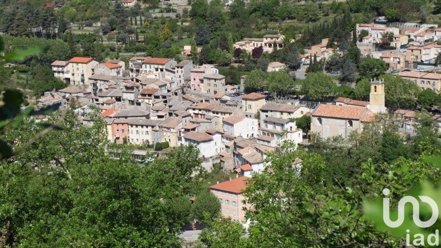 Land of 1,510 m² in Roquestéron (06910)