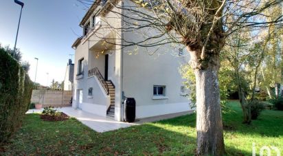 House 7 rooms of 150 m² in Chartres-de-Bretagne (35131)