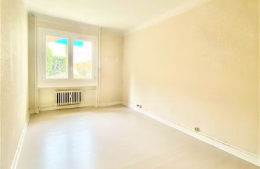 Apartment 2 rooms of 43 m² in Saint-Étienne (42000)