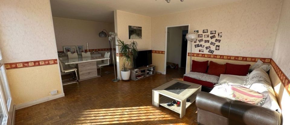 Appartement 4 pièces de 76 m² à Morsang-sur-Orge (91390)
