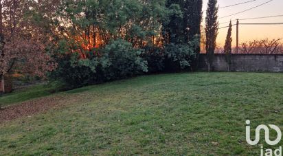 Land of 2,000 m² in Moissac (82200)