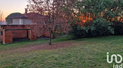Land of 2,000 m² in Moissac (82200)