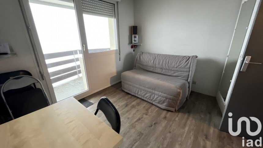 Apartment 2 rooms of 17 m² in Arette (64570)