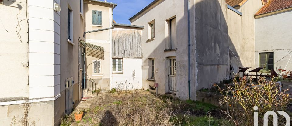 House 7 rooms of 350 m² in Flins-sur-Seine (78410)