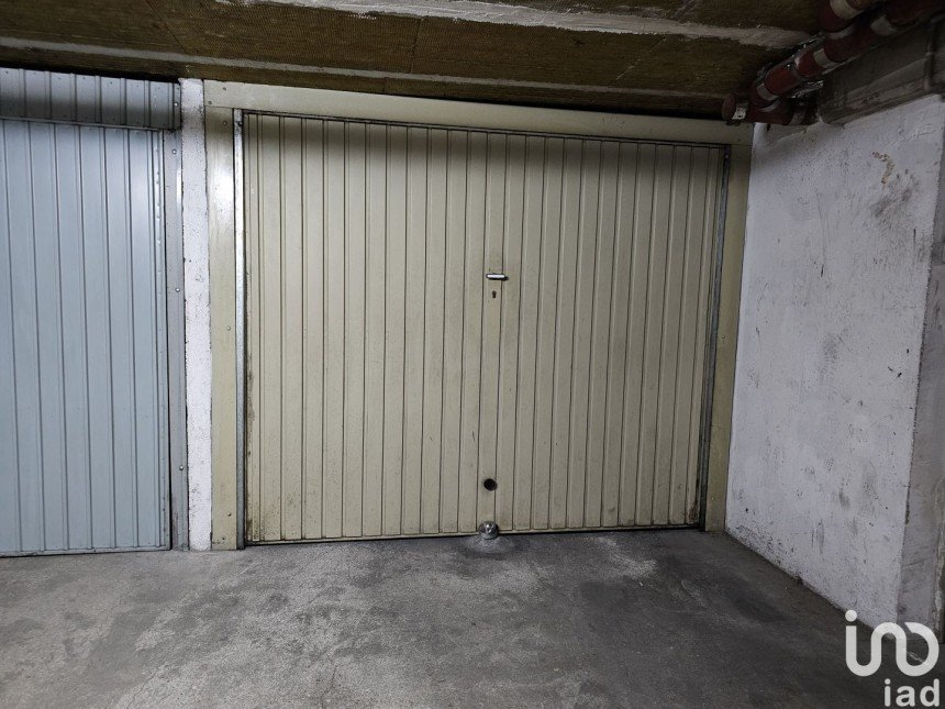 Parking/garage/box de 14 m² à Marseille (13012)