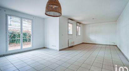Apartment 3 rooms of 80 m² in Villenoy (77124)