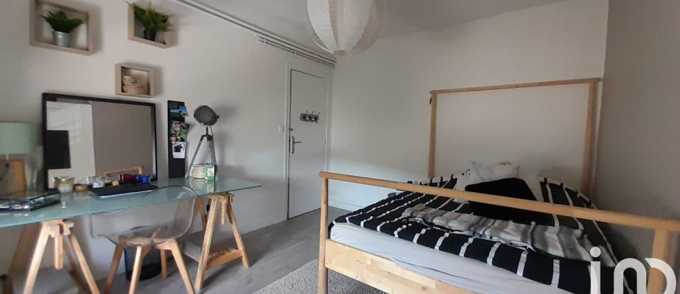 Apartment 5 rooms of 106 m² in Plombières-lès-Dijon (21370)
